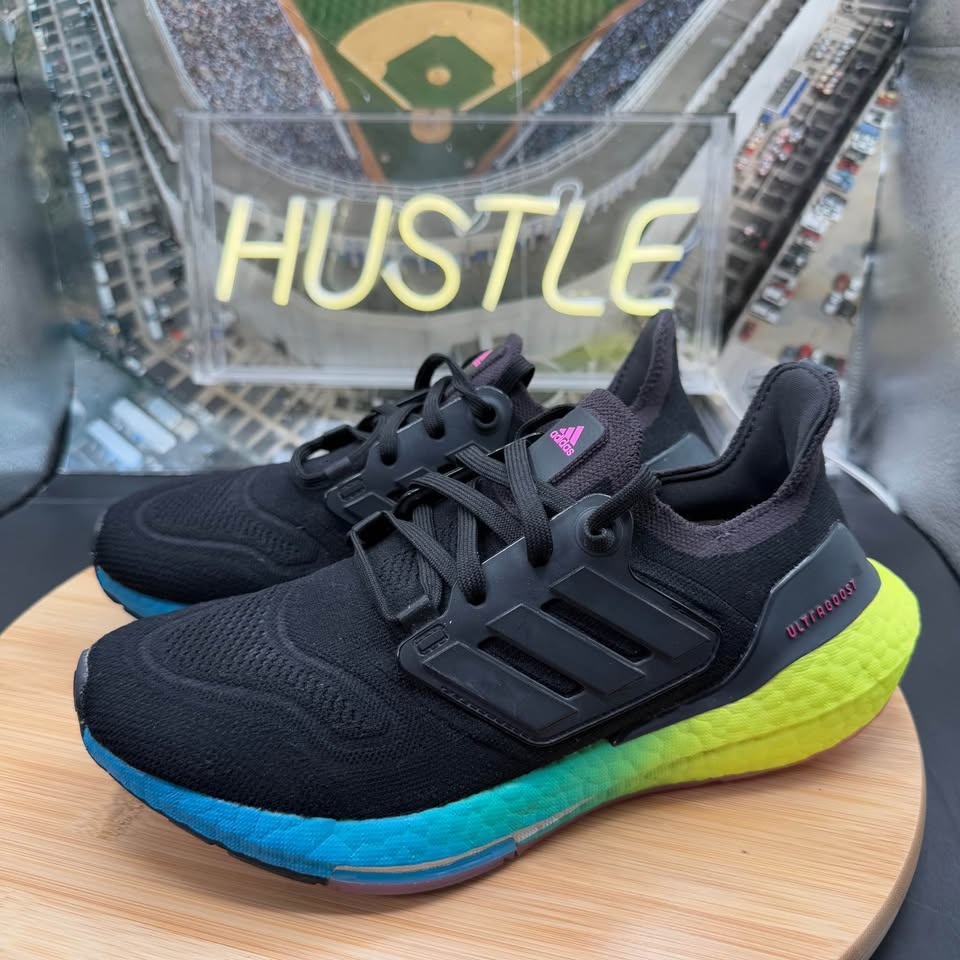 Adidas UltraBoost 22 'Black Multi Gradient' Mens Sz 5 - photo 2
