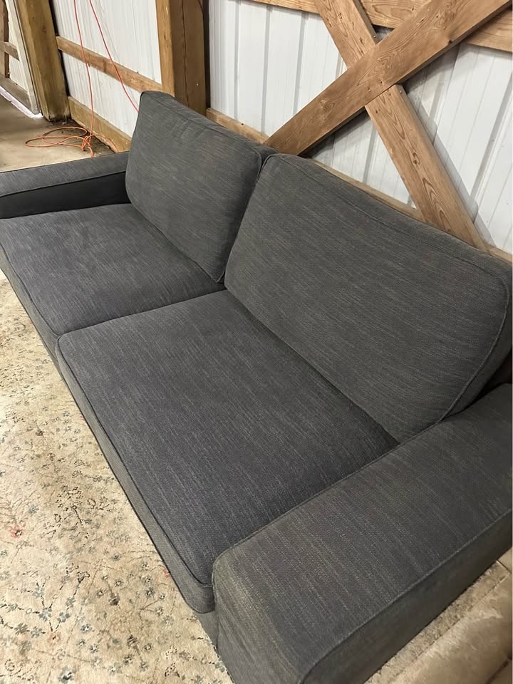 IKEA Kivik Sofa in Grey 🛋️ - photo 5