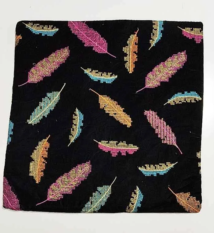 😱Brand🥕 new fancy Beaded Cushion cover image indicator(5)