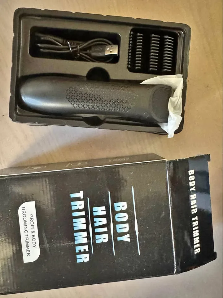 Body hair trimmer thumbnail