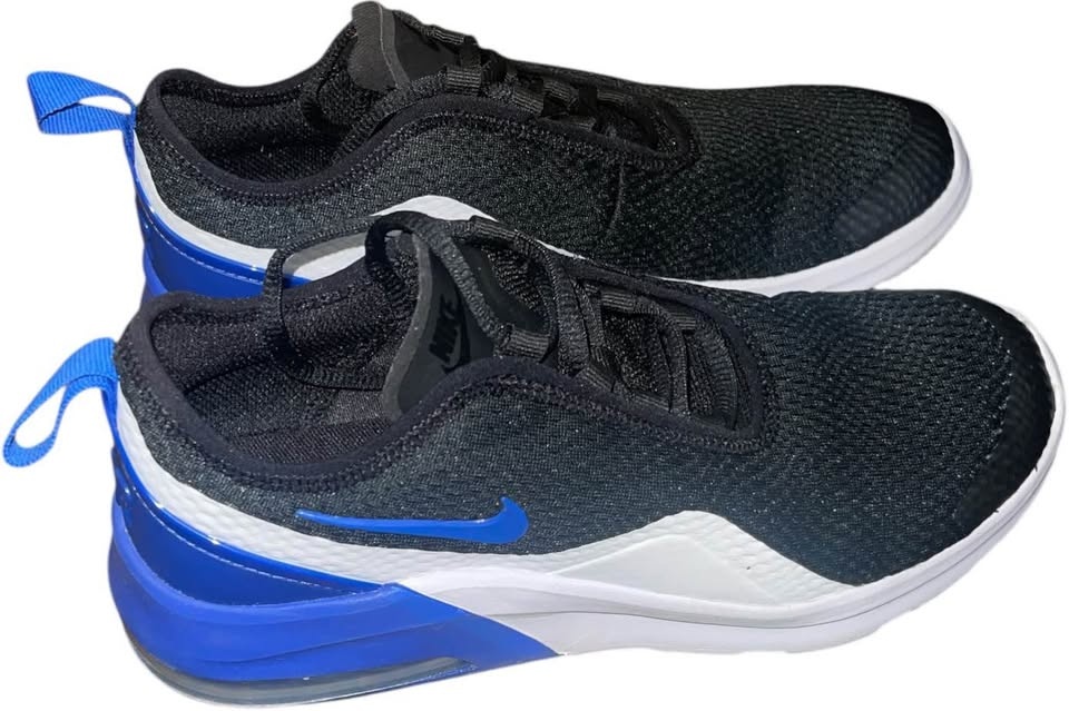Nike Sneakers - black and blue - Size 5Y - photo 5