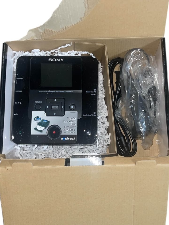 Sony DvDirect Recorder VRD-MC6 - photo 2