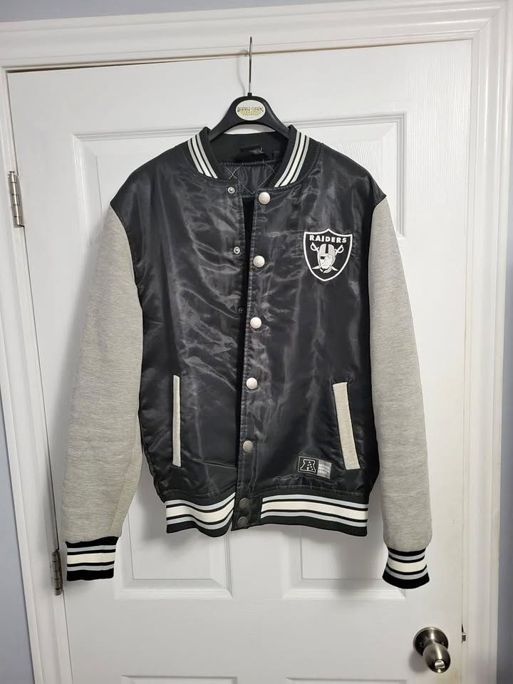 Raiders Warcity Jacket – Size L