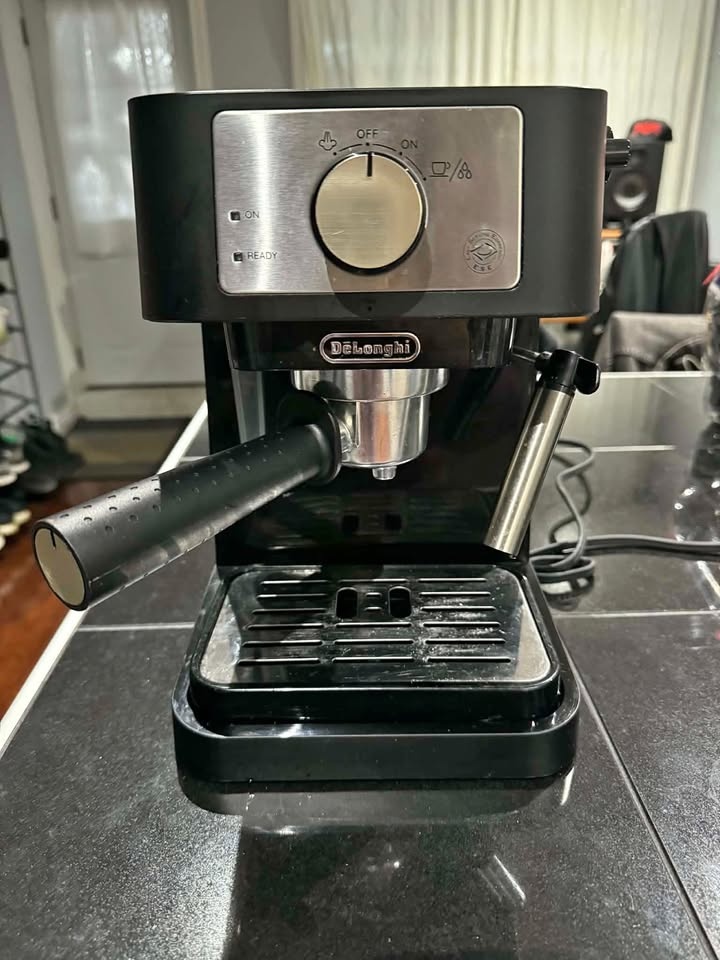 De’Longhi EC260 Stilosa Espresso Machine – Used, Excellent Condi