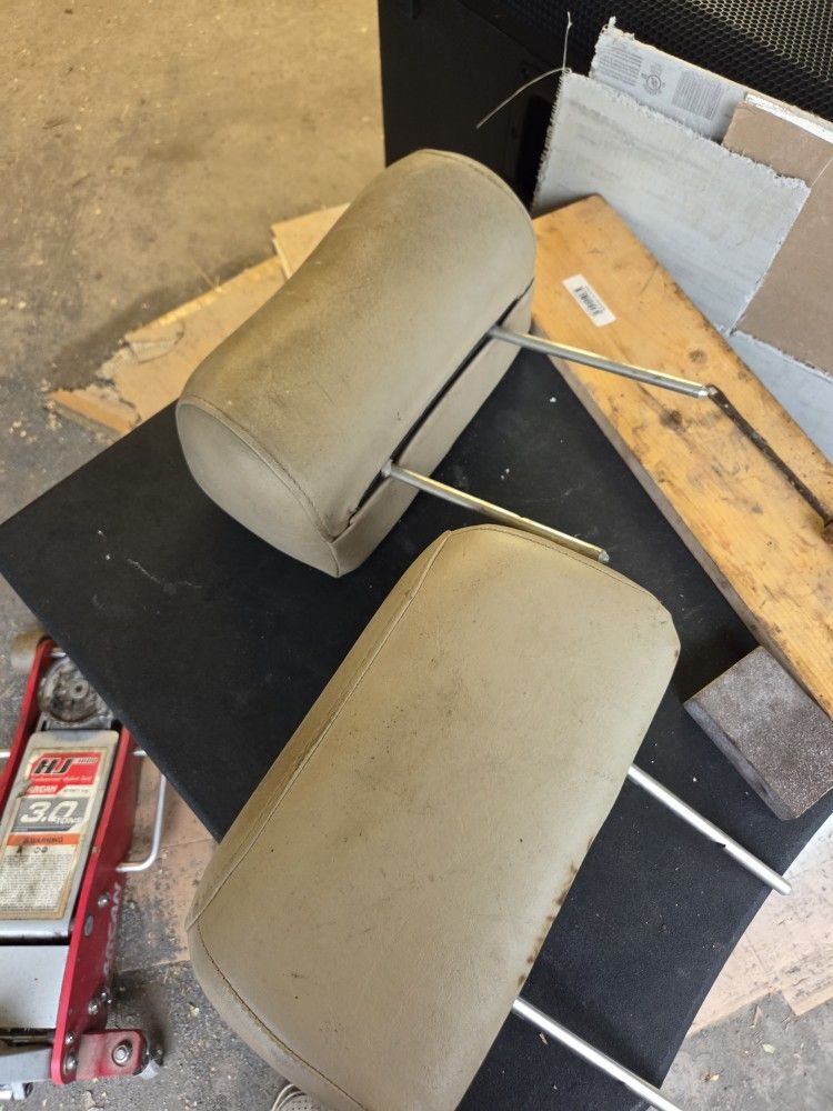 Cadillac Fleetwood Head Rest