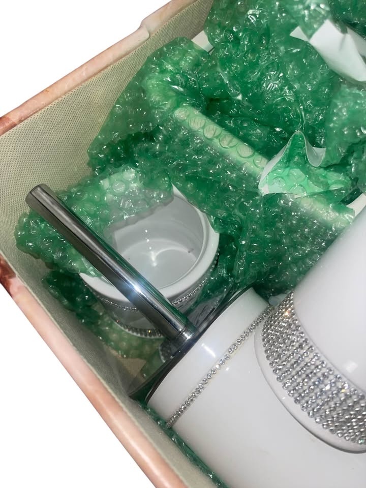 Bathroom set (soap dish etc) - photo 3