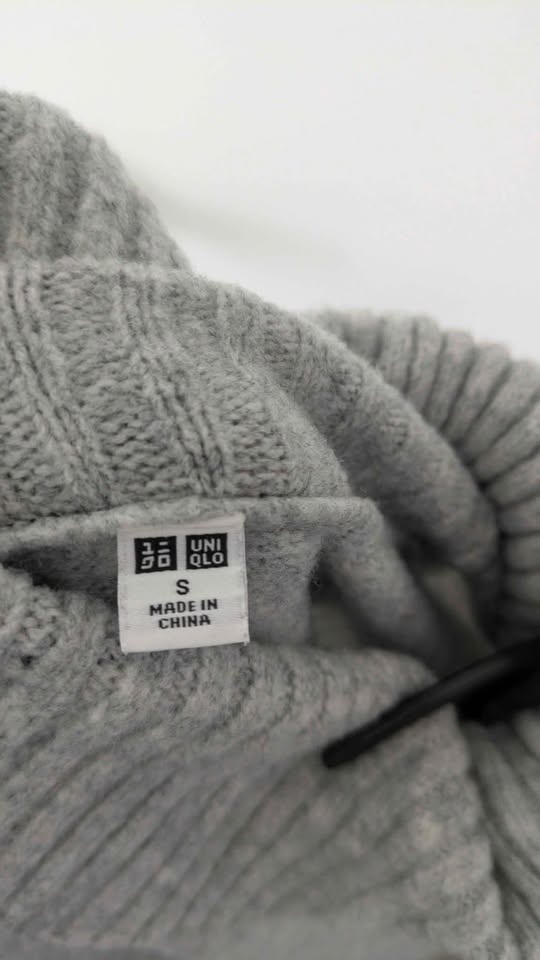 Uniqlo turtleneck sweater dress - photo 3