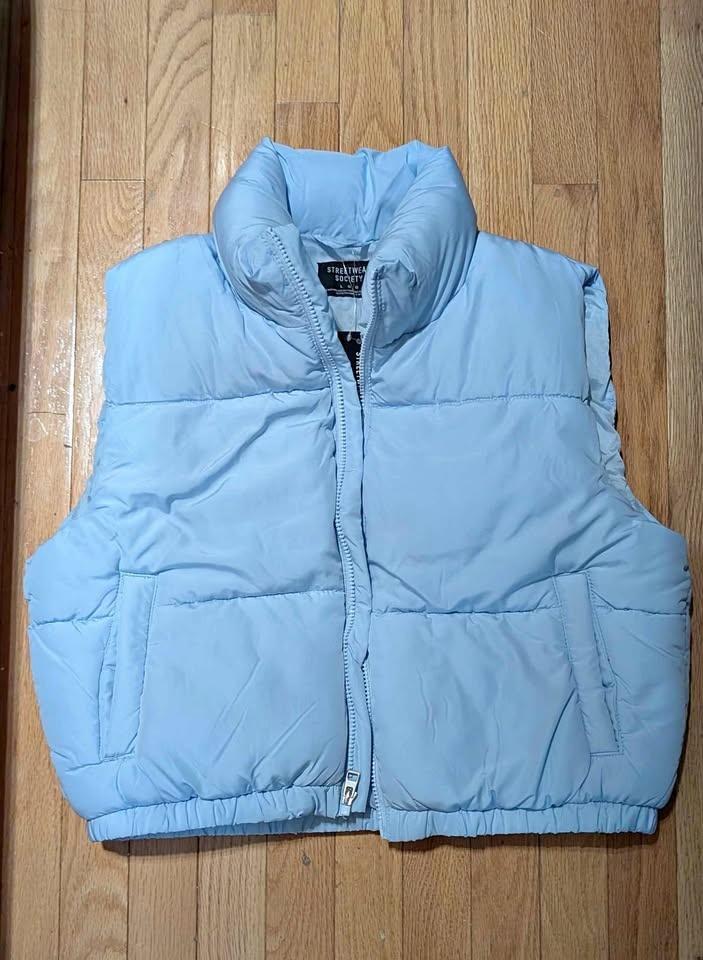 Vest with original tag ( for young girl. Large), Christmas gift