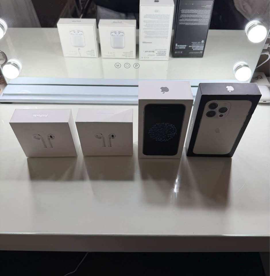 Apple Boxes for Airpods & iPhones - photo 2