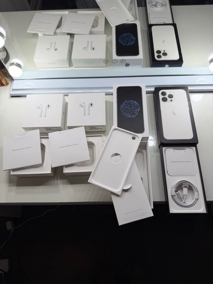 Apple Boxes for Airpods & iPhones - photo 4