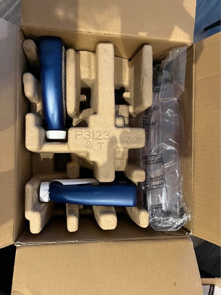 Brand New BISSELL Wet-Dry Vacuum - photo 3