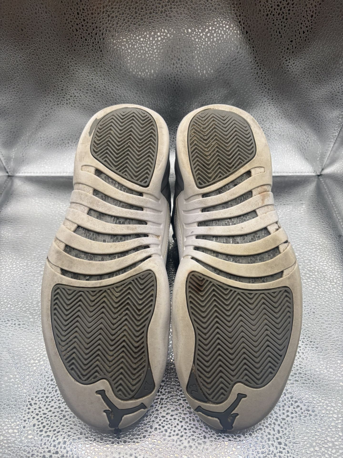 Air Jordan 12 Stealth - photo 3
