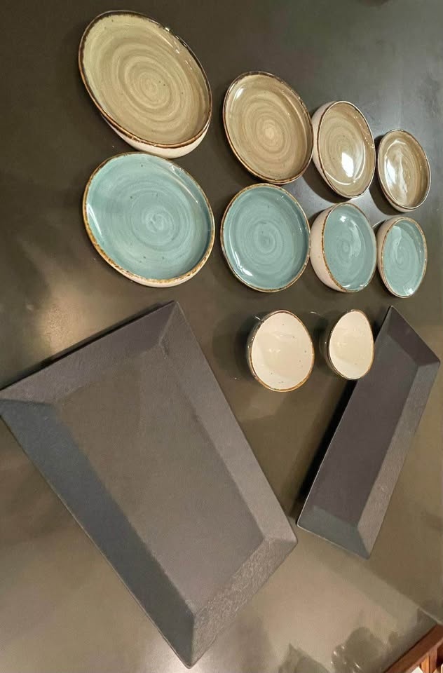 Ceramic Bowls and Plates with Serving Tray - photo 2