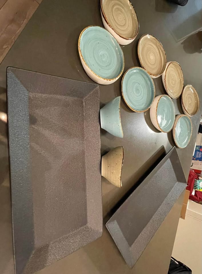 Ceramic Bowls and Plates with Serving Tray - photo 4