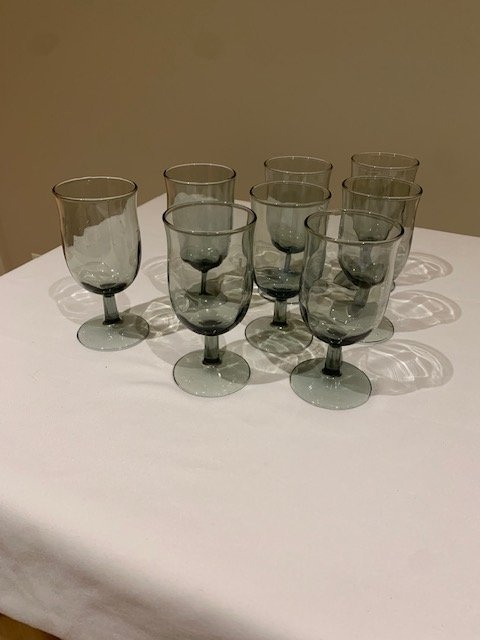 Glasses Libbey MCM Vintage Smokey Grey Set of  (8) Stemmed Water - photo 5