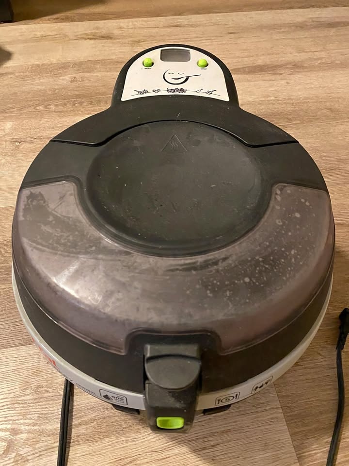 Tefal ActiFry Air Fryer – Automatic Stirring