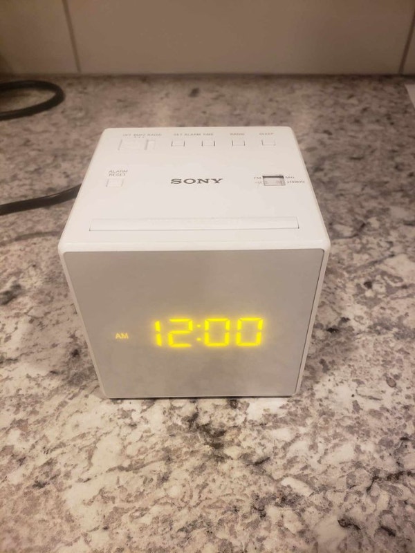 Sony alarm clock - photo 2