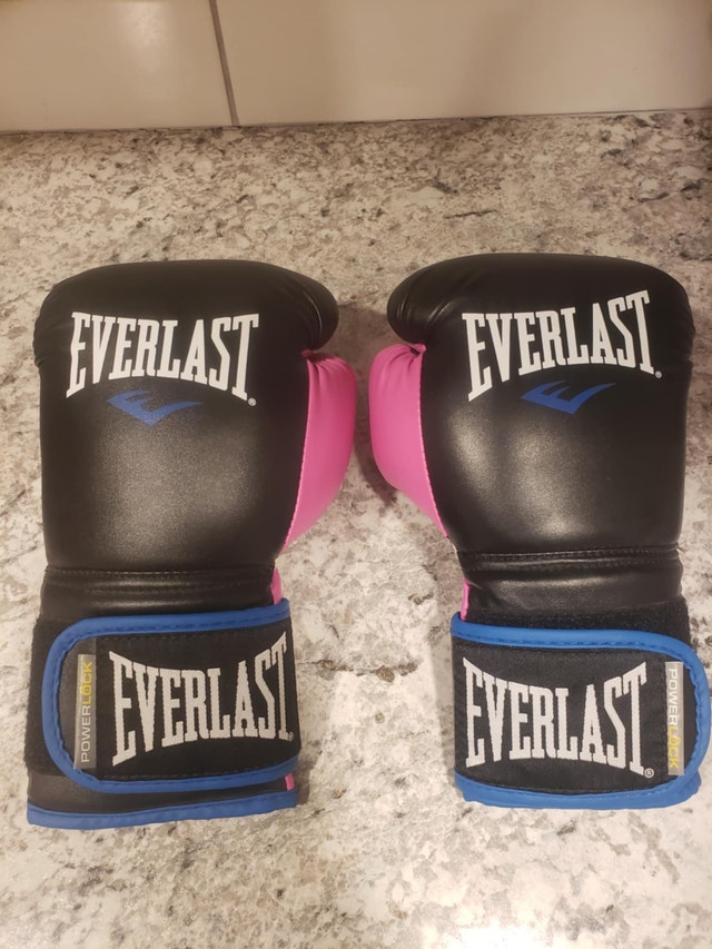 Everlast PowerLock 12 oz. MMA Training Gloves