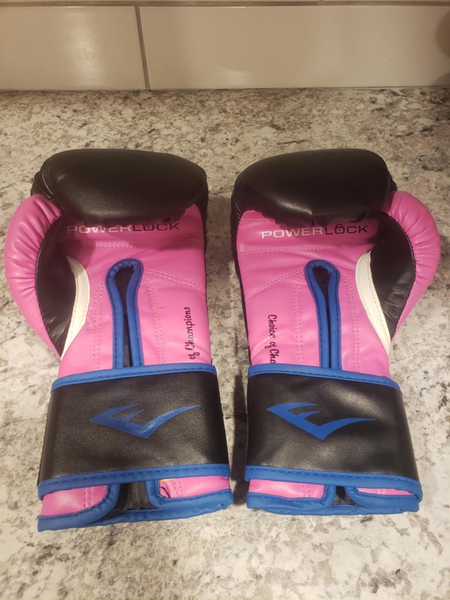 Everlast PowerLock 12 oz. MMA Training Gloves - photo 2