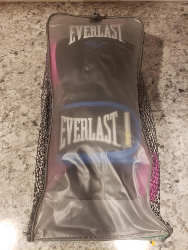 Everlast PowerLock 12 oz. MMA Training Gloves - photo 3