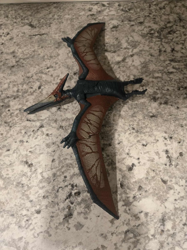 Jurassic World Roarivores Pteranodon