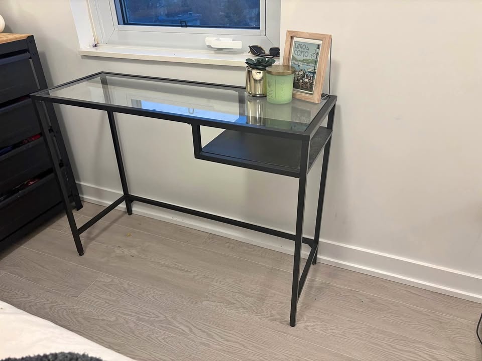 IKEA VITTSJÖ Desk - Black Metal/Glass