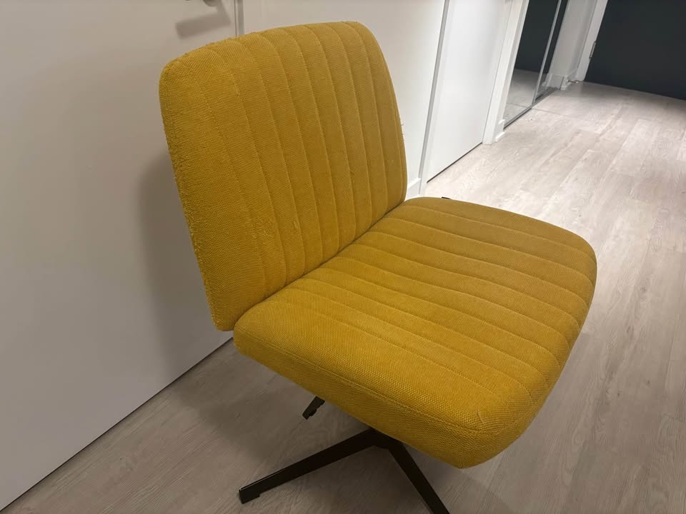 Armless Swivel Office Chair - photo 3