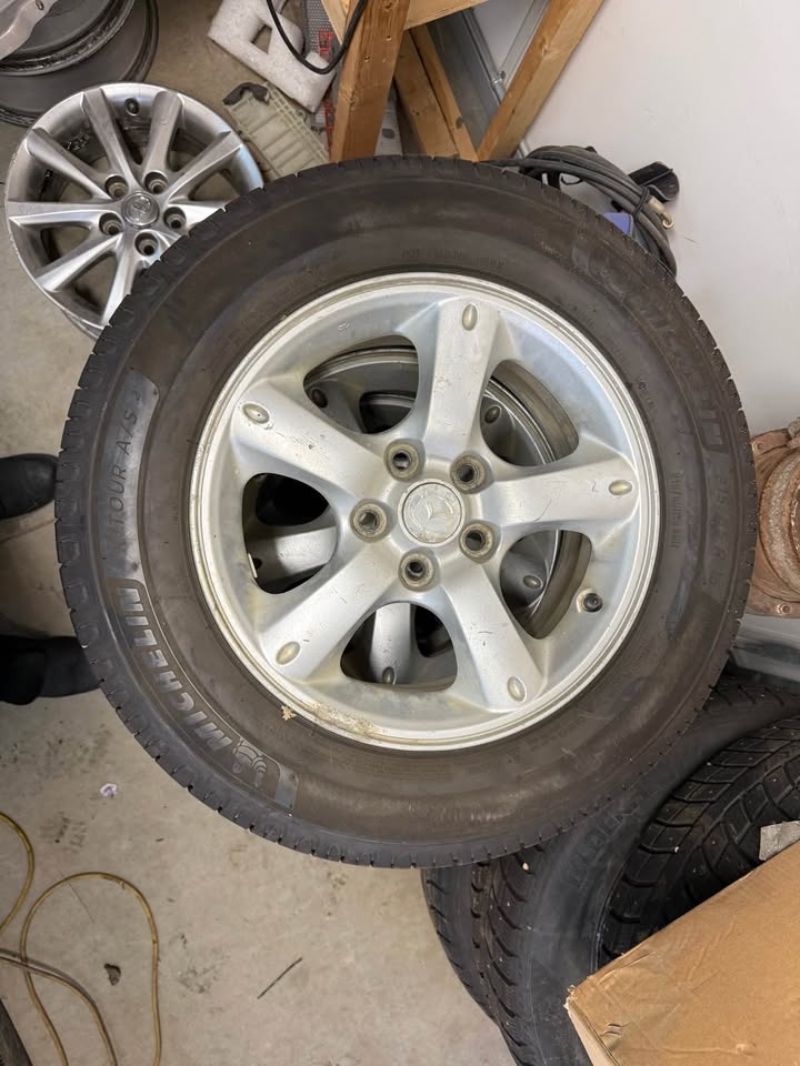 Alloy Wheels w/ Michelin Tires – Set of 4 (5x114.3) - photo 2