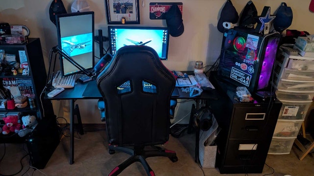 HLDIRECT Gaming Desk 55 Inch Gamer Desk Carbon Fiber Surface - photo 2