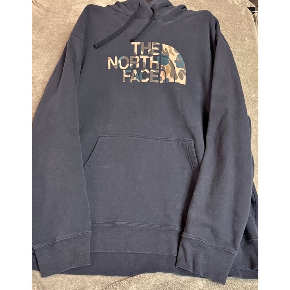 The North Face Hoodie Black Sweatshirt Camouflage Logo Men’s Siz