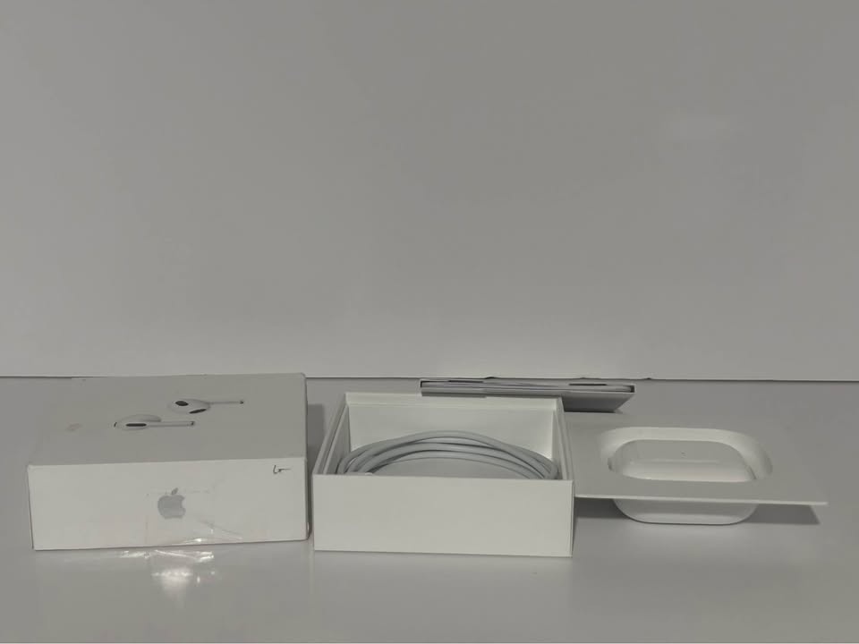 Apple AirPods (3rd Generation) with Lightning Charging Case - photo 5