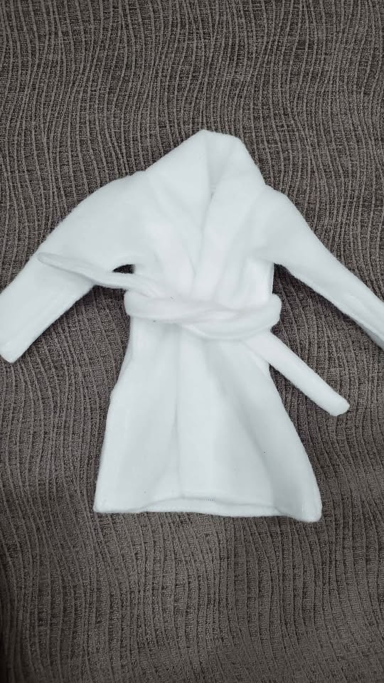 Elf Bathrobe and Sleeping Bag - photo 3