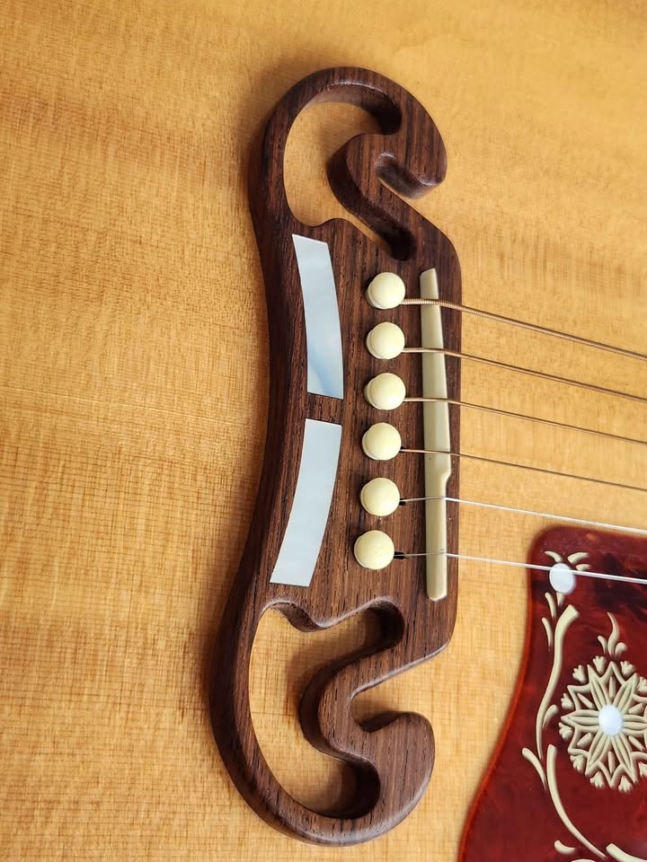 Gibson L-200 Emmylou Harris acoustic guitar ‐ case queen - photo 4