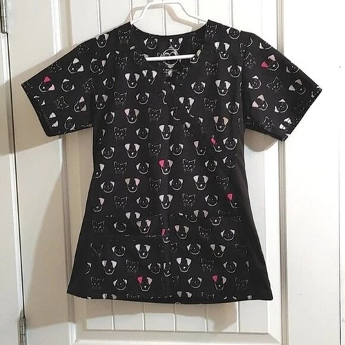 Black Pediatric nurse scrubs top 4 way stretch XS dogs and cats