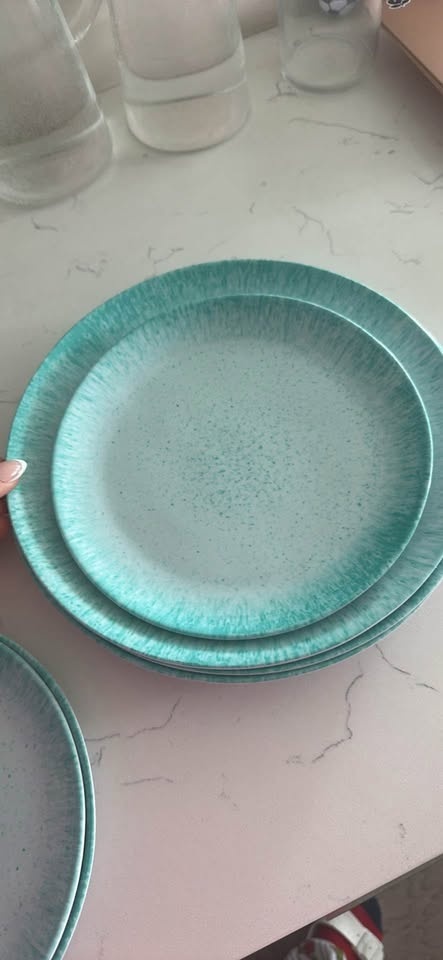 Dinnerware Set (11 pcs) — Turquoise — Moving Out Sale - photo 5