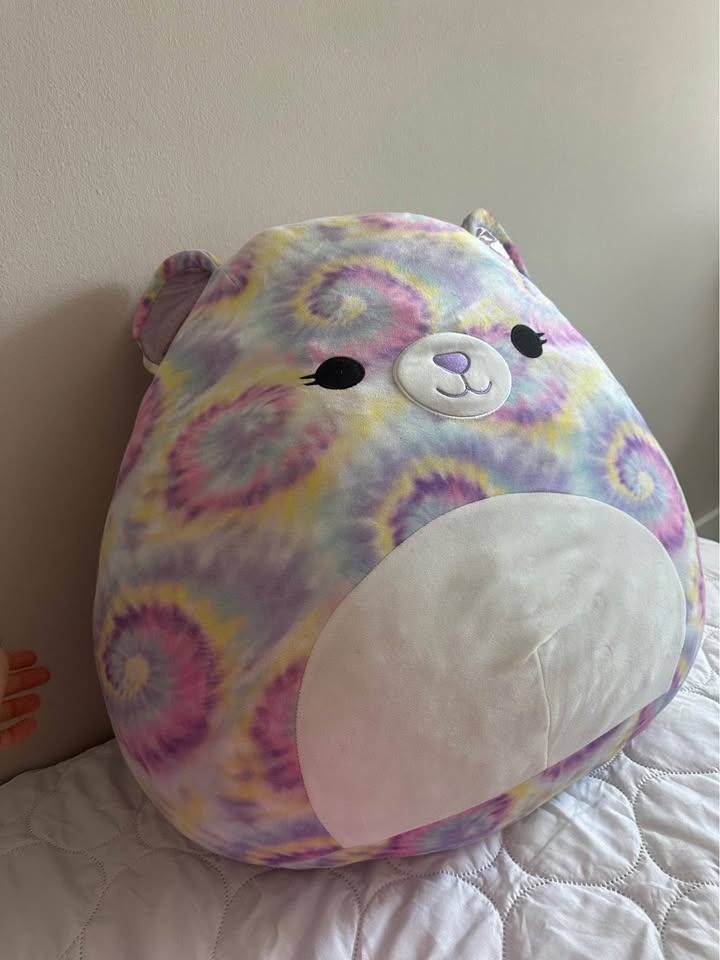 Squishmallows 20" Jonessa the Bear Plush - photo 3