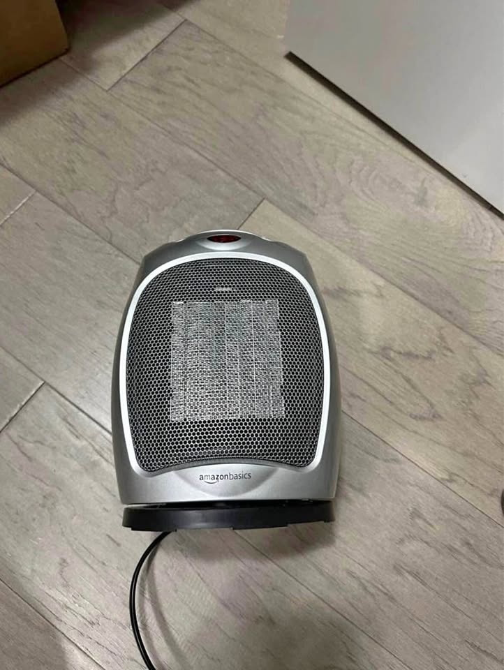 Ceramic Personal Heater with Adjustable Thermostat