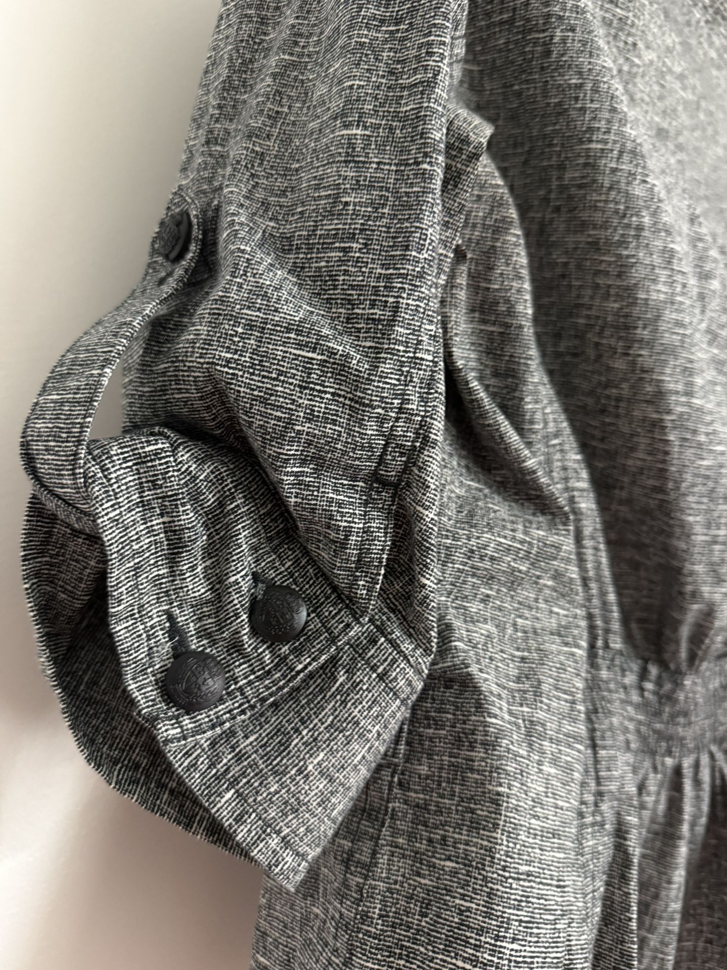 Express black/white blazer/suit jacket, size 10 - photo 3