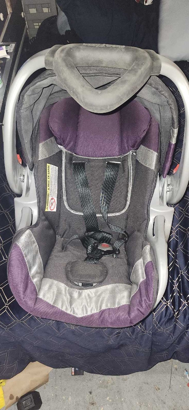 Baby Trend Expedition ELX Stroller and carseat with MP3 Cup Hold - photo 2