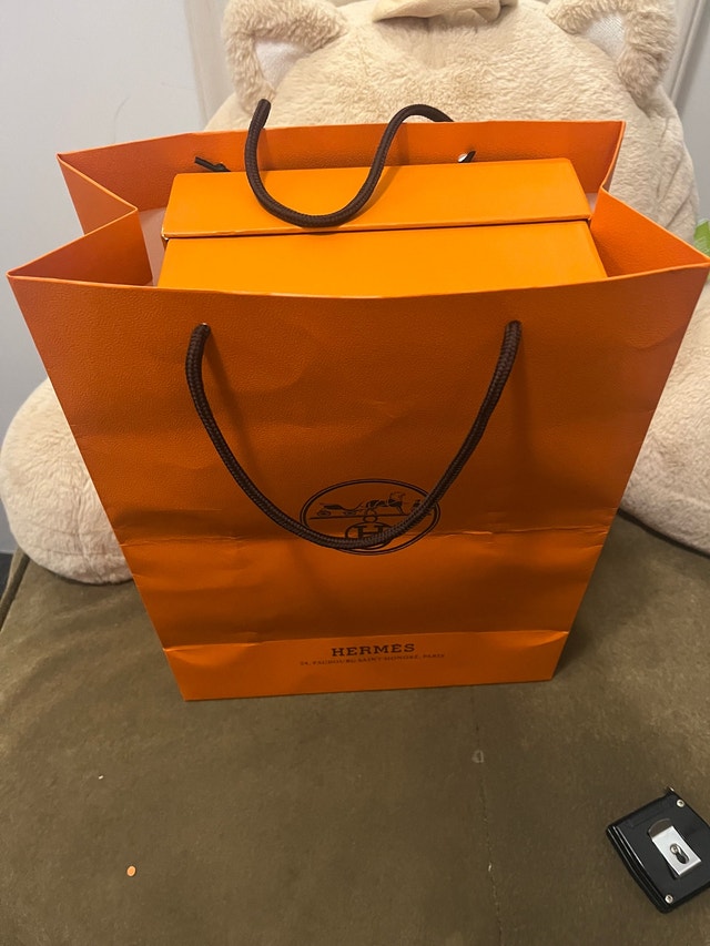 Hermes Packaging - photo 3