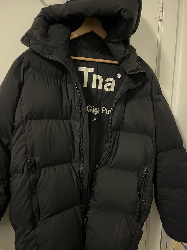 TNA Giga Puffer