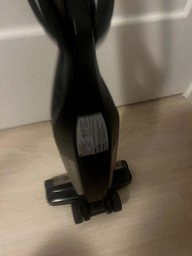 Dirt Devil Vacuum - photo 3