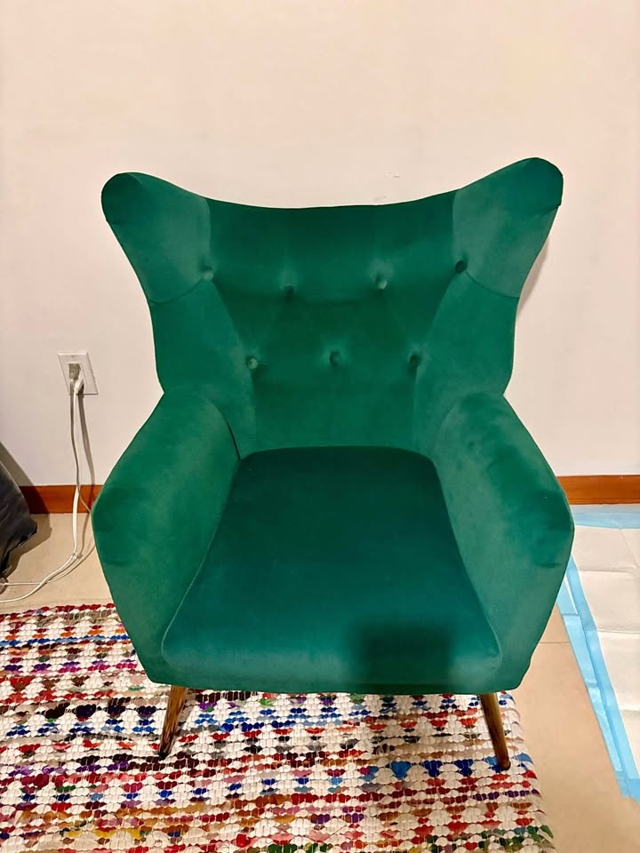 Tufted Velvet Wingback Chair