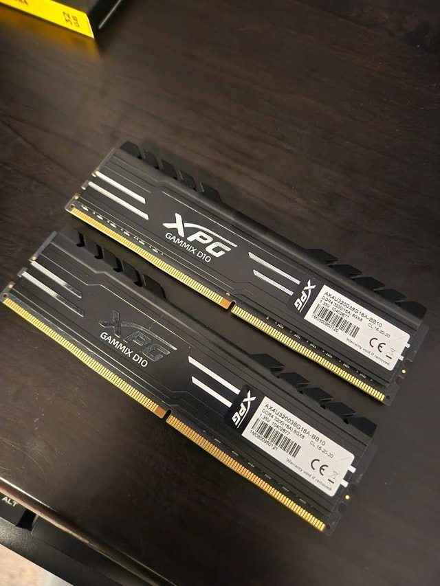 ADATA 16GB (2x8GB) DDR4-3200 RAM