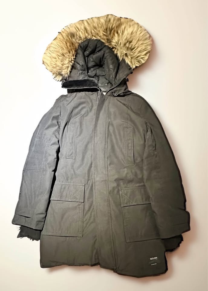Aritzia TNA Bancroft Vegan Parka - Size Small | Black - photo 5