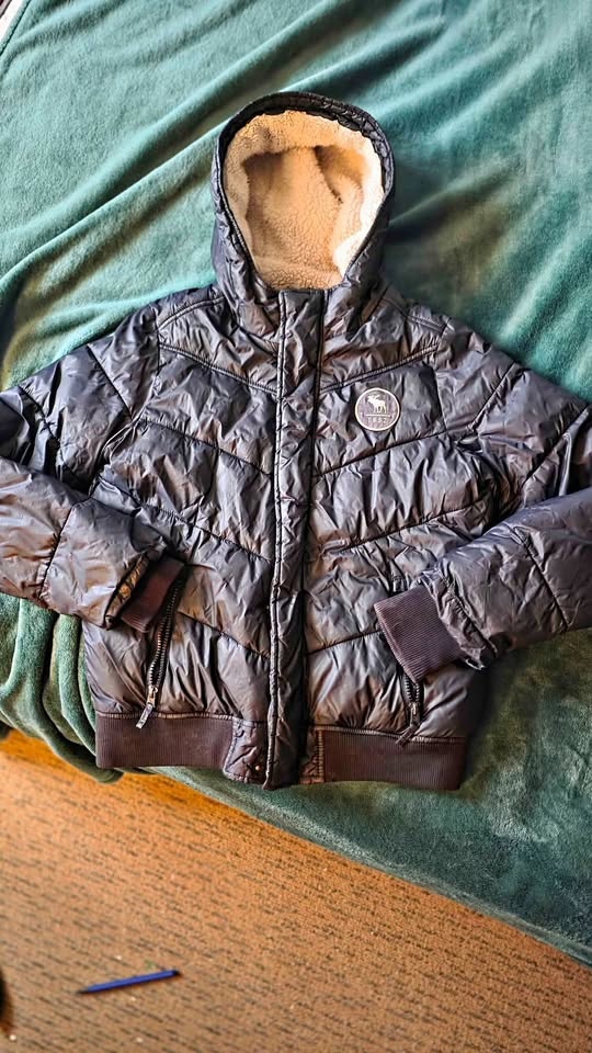 Euc boys size 13/14 winter jacket