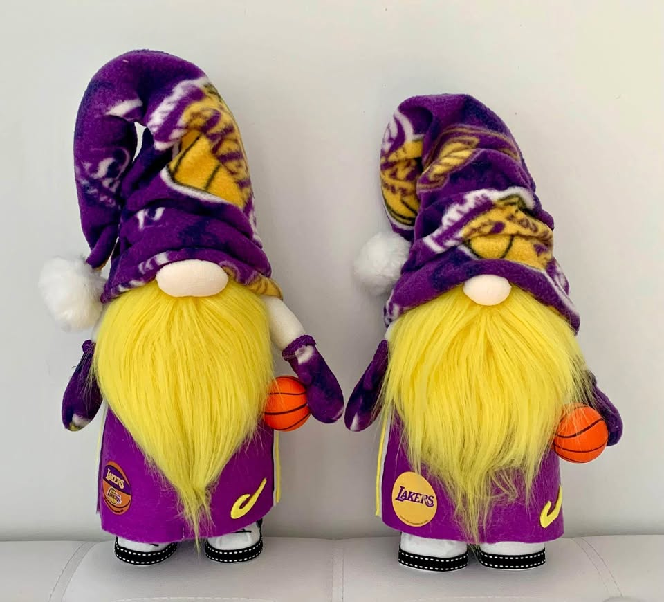NBA LA LAKERS Luca Doncic 77 Basketball Gnomes - Handcrafted XL