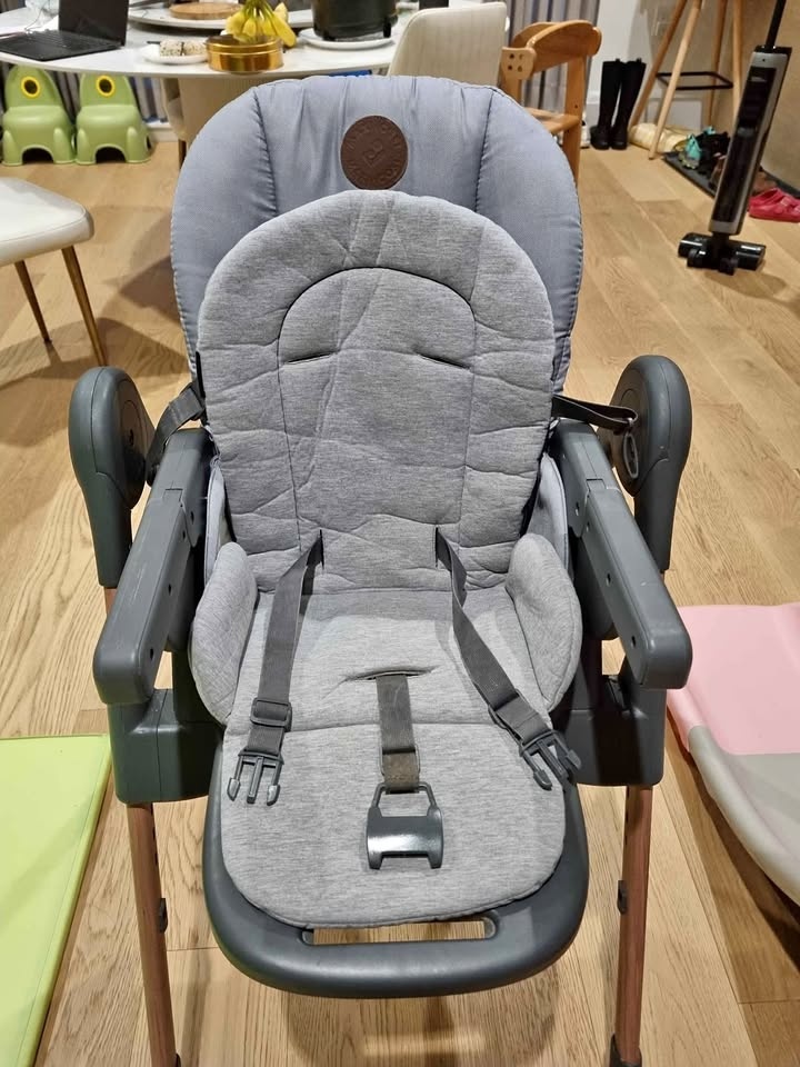 Maxi-cosi minla high chair
