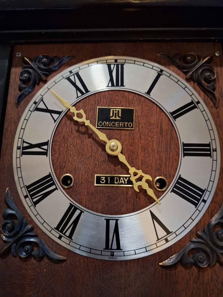 JIL Concerto 31 Day Clock w/pendulum - photo 3