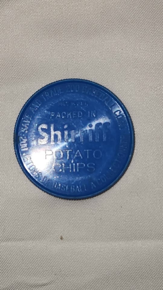 Shirriff Potato Chips Wiilie Davis Coin - photo 2